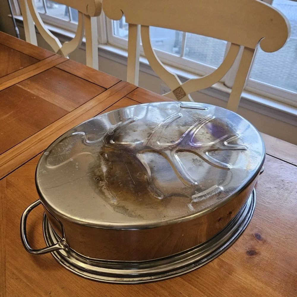 Stainless Steel Oval Roasting Ban with Wire Basket and Lid with Handles Cookware